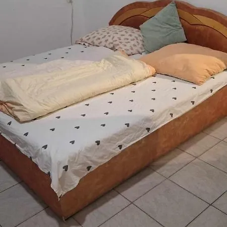 Pihenés A Malomtónál Privát Bérlemény Casa rural *